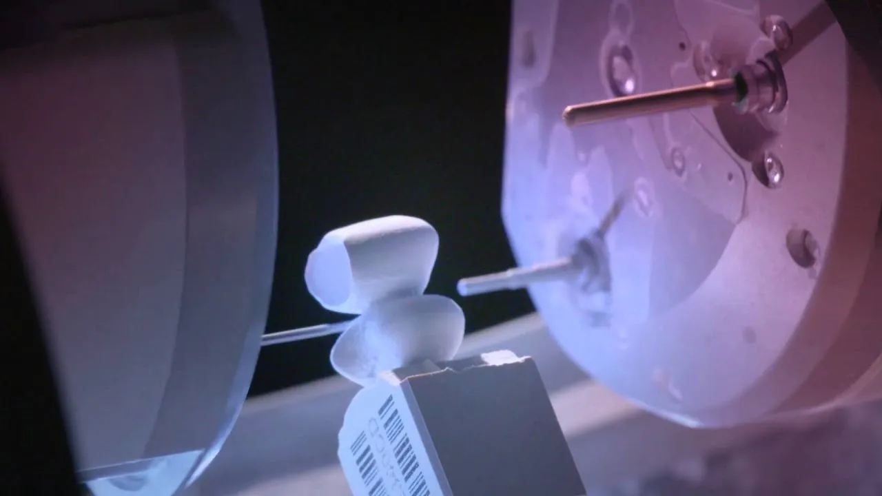 CEREC in concert Milling a bridge in G-minor thumbnail